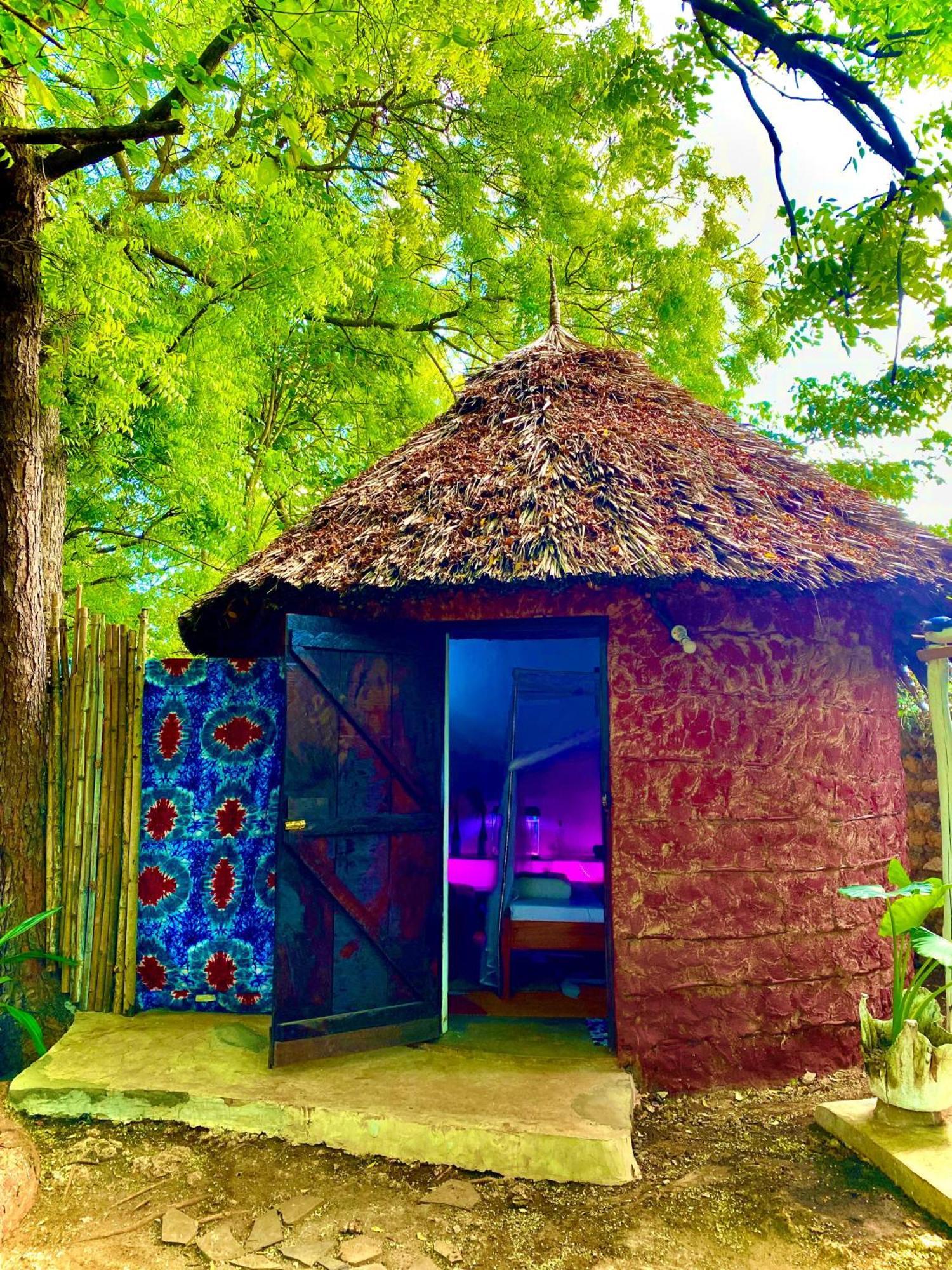 African Hut Tiny Cottage Діані-Біч Екстер'єр фото